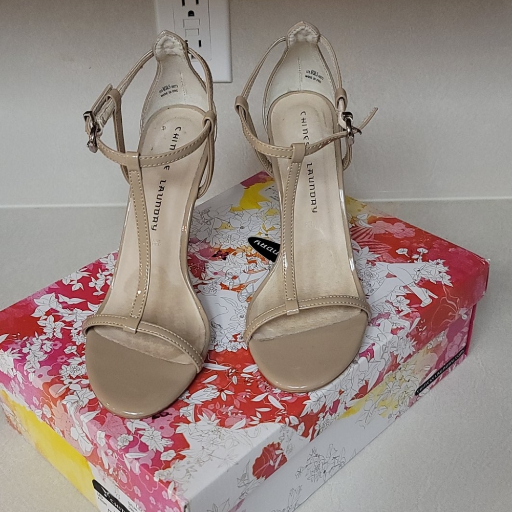 Chinese Laundry Leo Patent heels